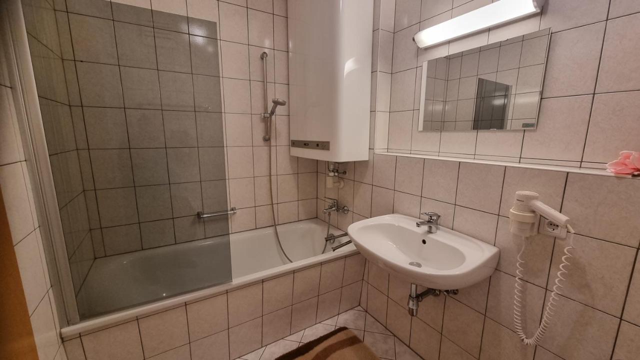 Appartement Michelle Juns Exteriör bild